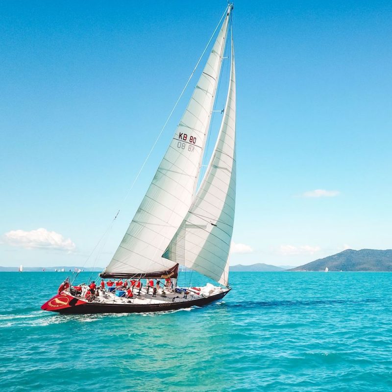 Condor boat sailing Whitsundays