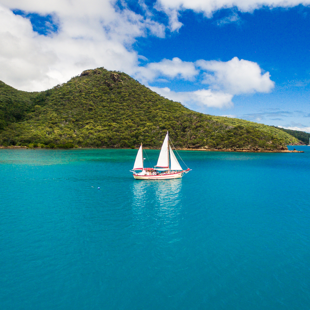 Summetimewhitsunday sailing boat Summetime whitsunday sailing boat