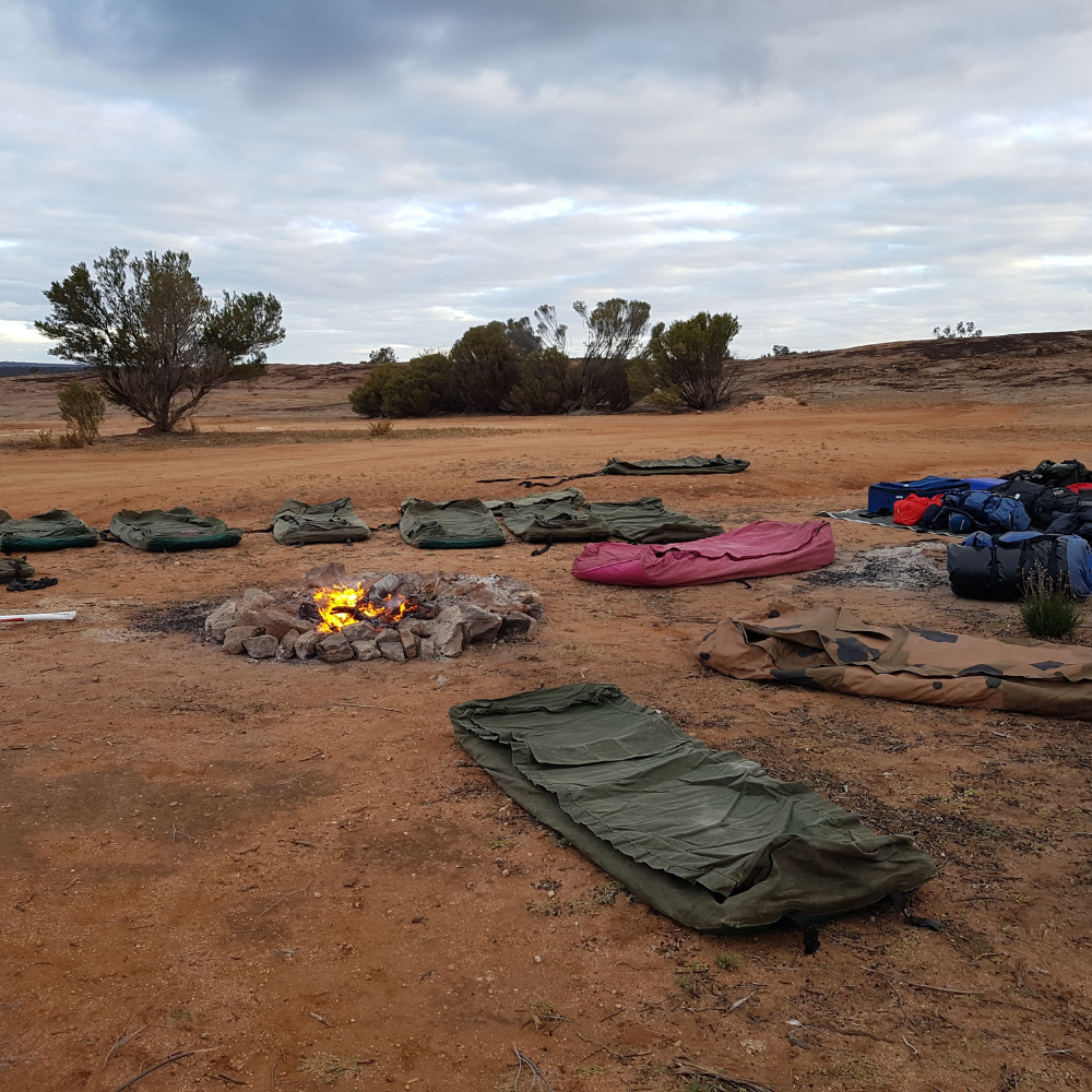 Adelaide-to-Perth-Tour-South-Australia-and-Western-Australia-sleeping-in-a-swag-1.png