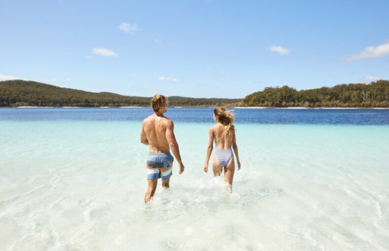 Real Aussie Adventures, Small Group Adventure Tours Australia. Lake McKenzie, Fraser Island on our Best Fraser Island Tours