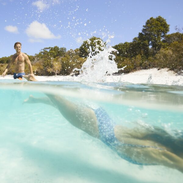20 Day Brisbane to Cairns Backpacker Tour