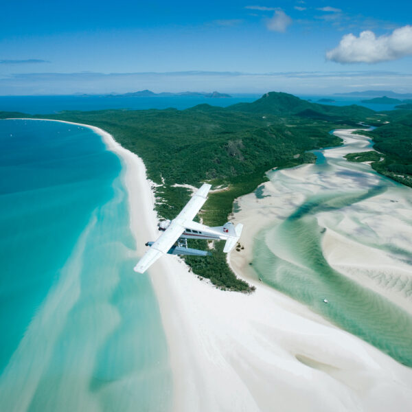 Reef and Whitehaven Scenic Flight from Whitsunday Airport – Bild 2